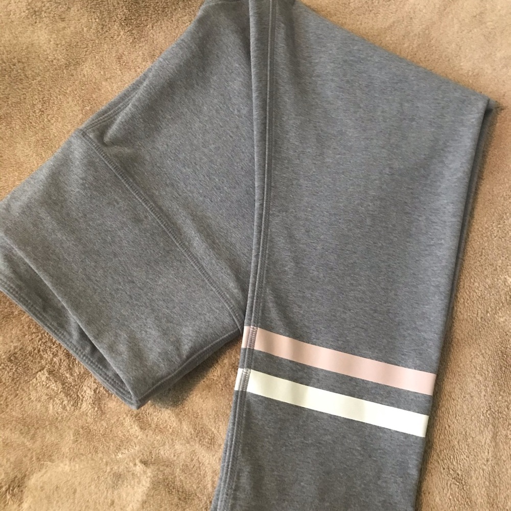 MPG brand Leggings size medium